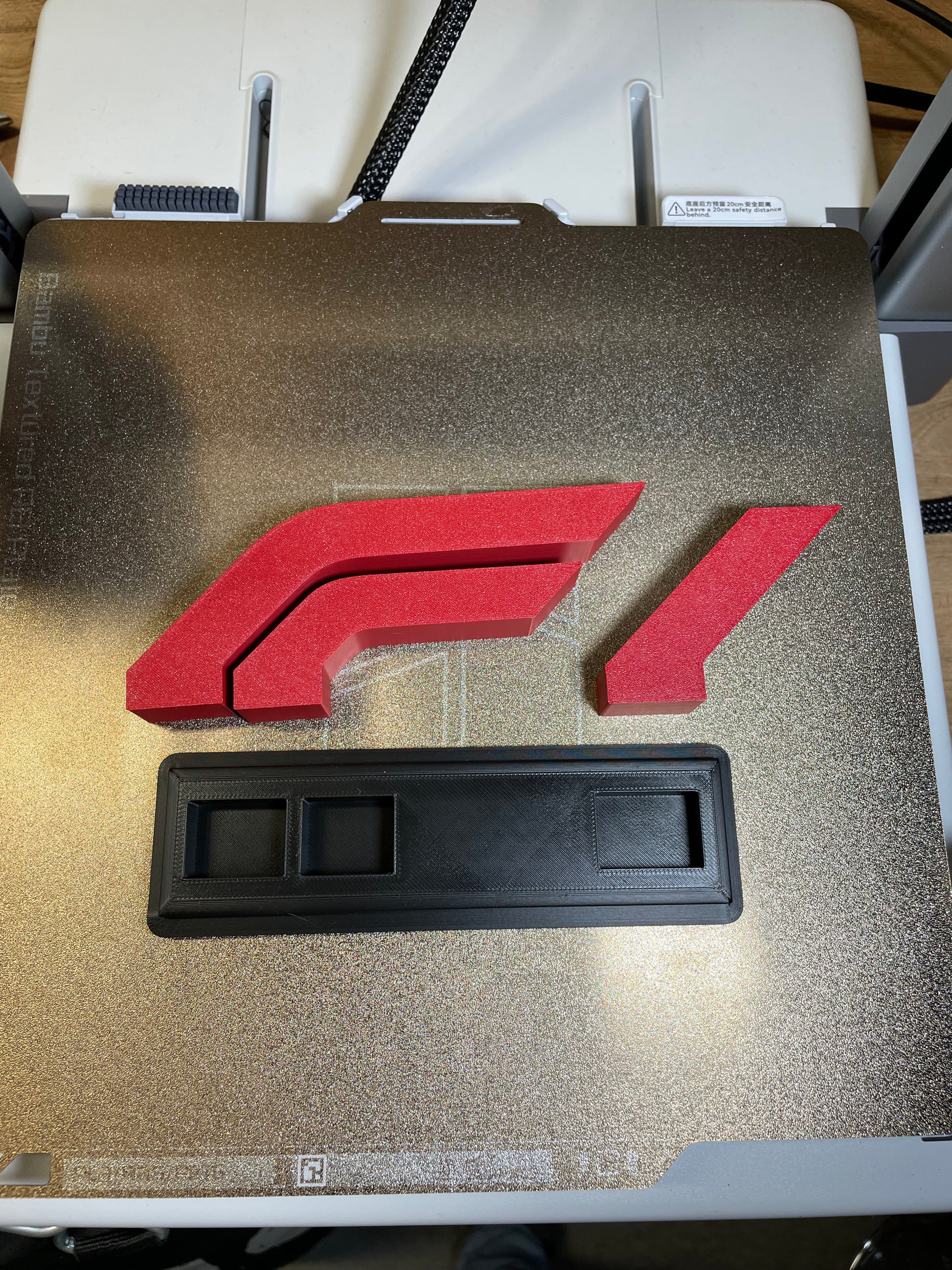 Logo F1 sur support